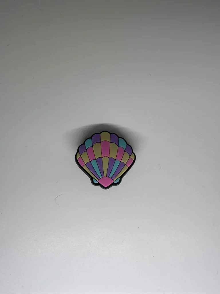 Pretty Shell Charm